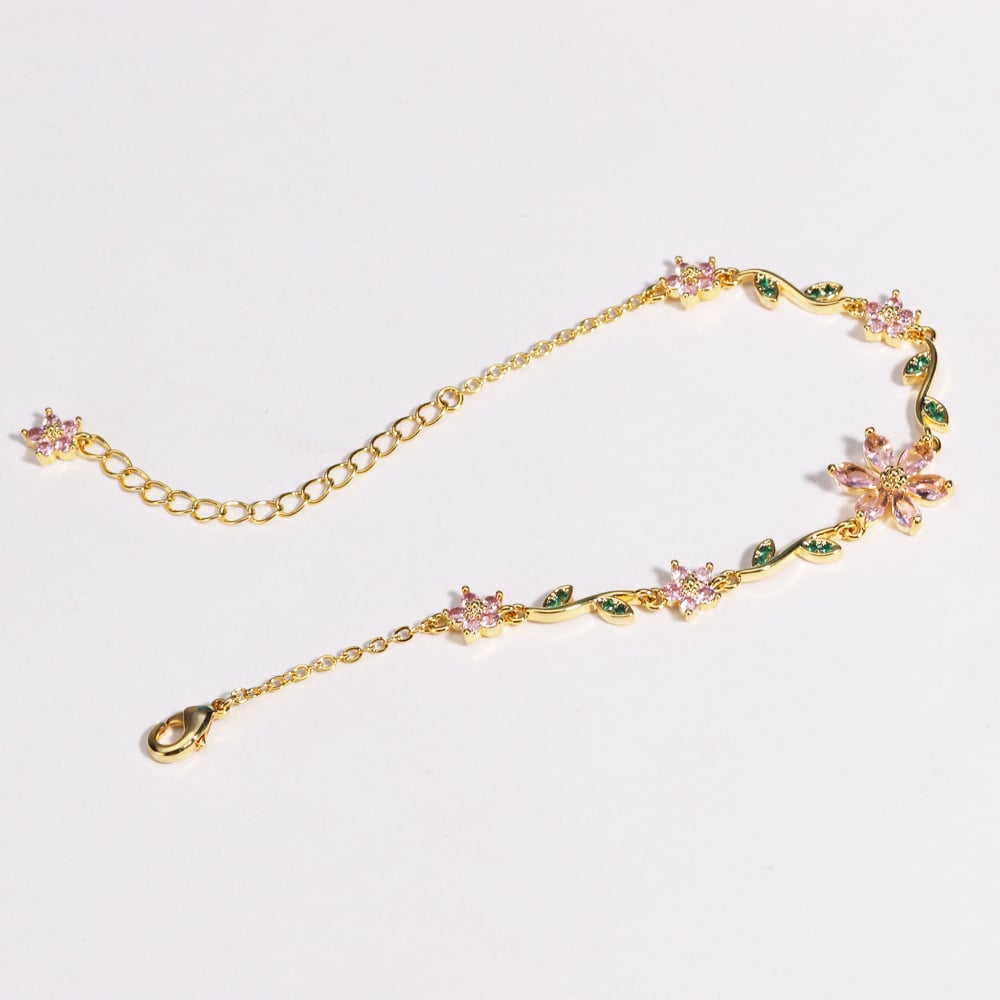 Luna™ | Floral Bracelet