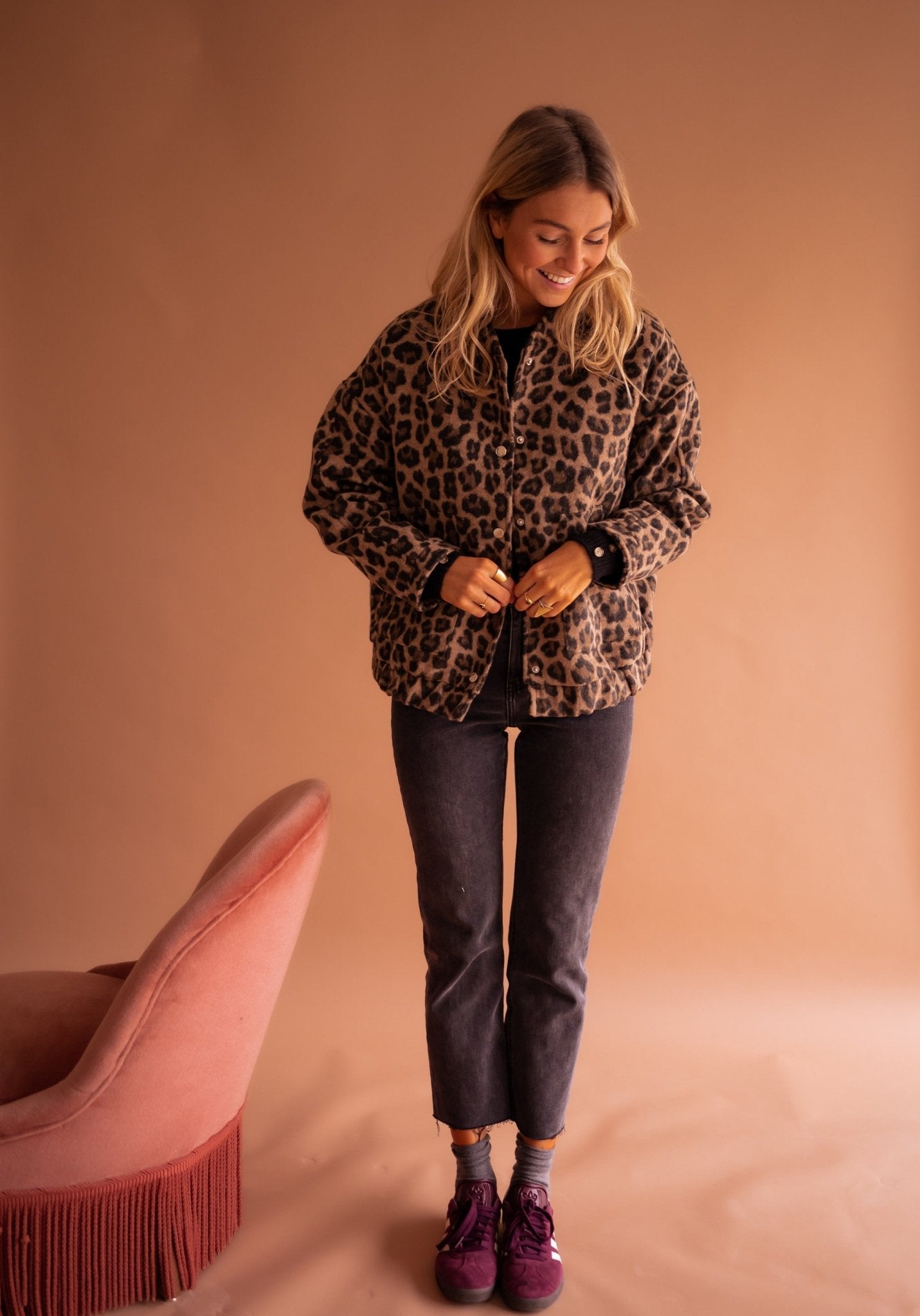 Diva™ | Trendig Jack med Leopardtryck: Din Nya Statement Plagg!