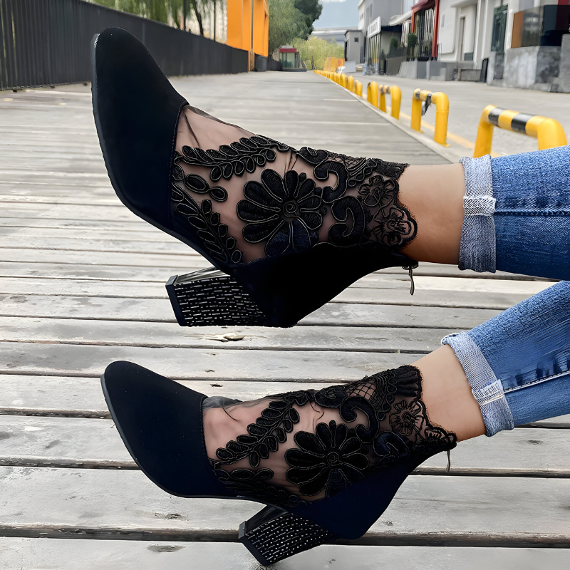 Elara™ | Eleganta Komfortklackar