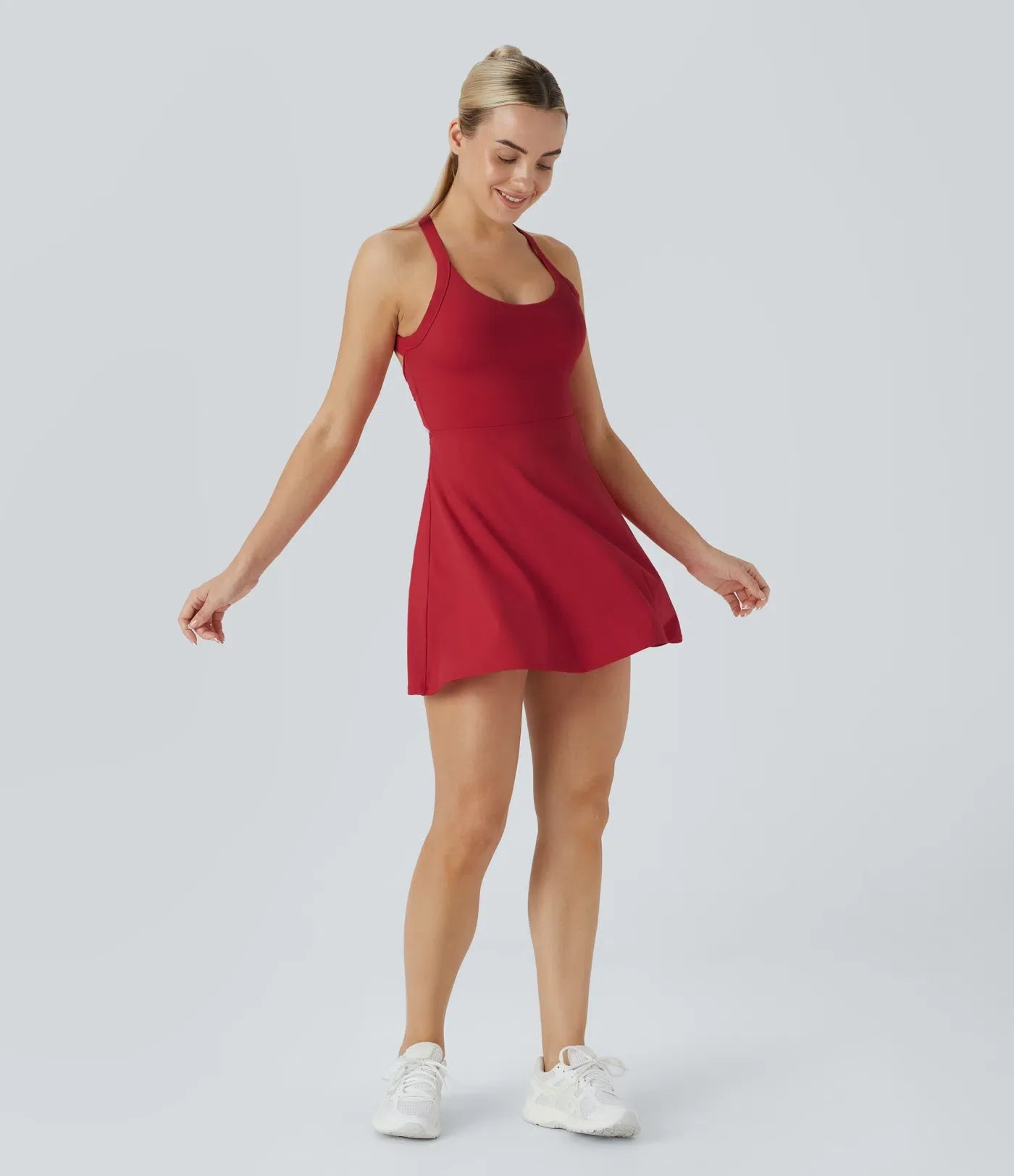 Tilde™ | Figursydd sommarklänning med inbyggda shorts