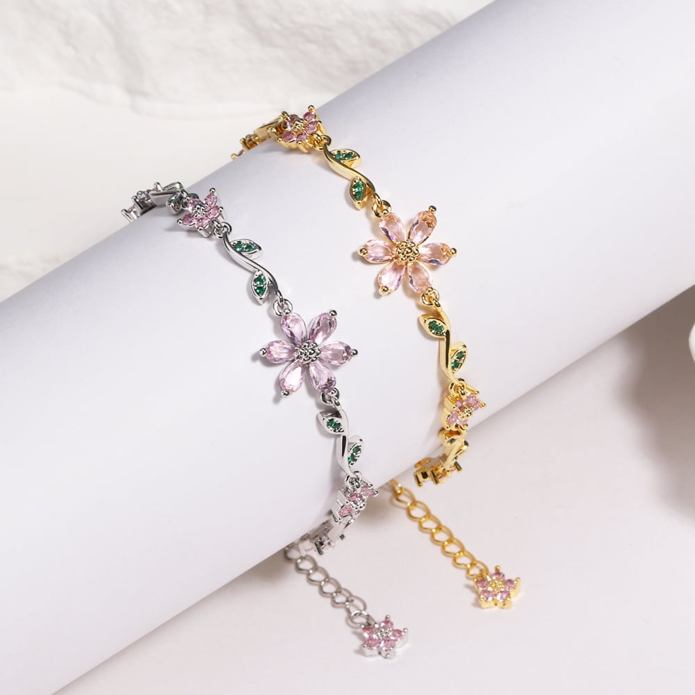 Luna™ | Floral Bracelet
