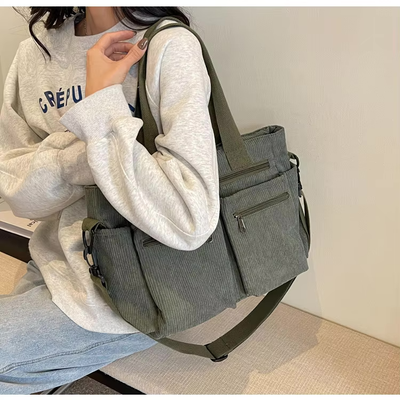 Metropolitan Cord Tote | Axelväska