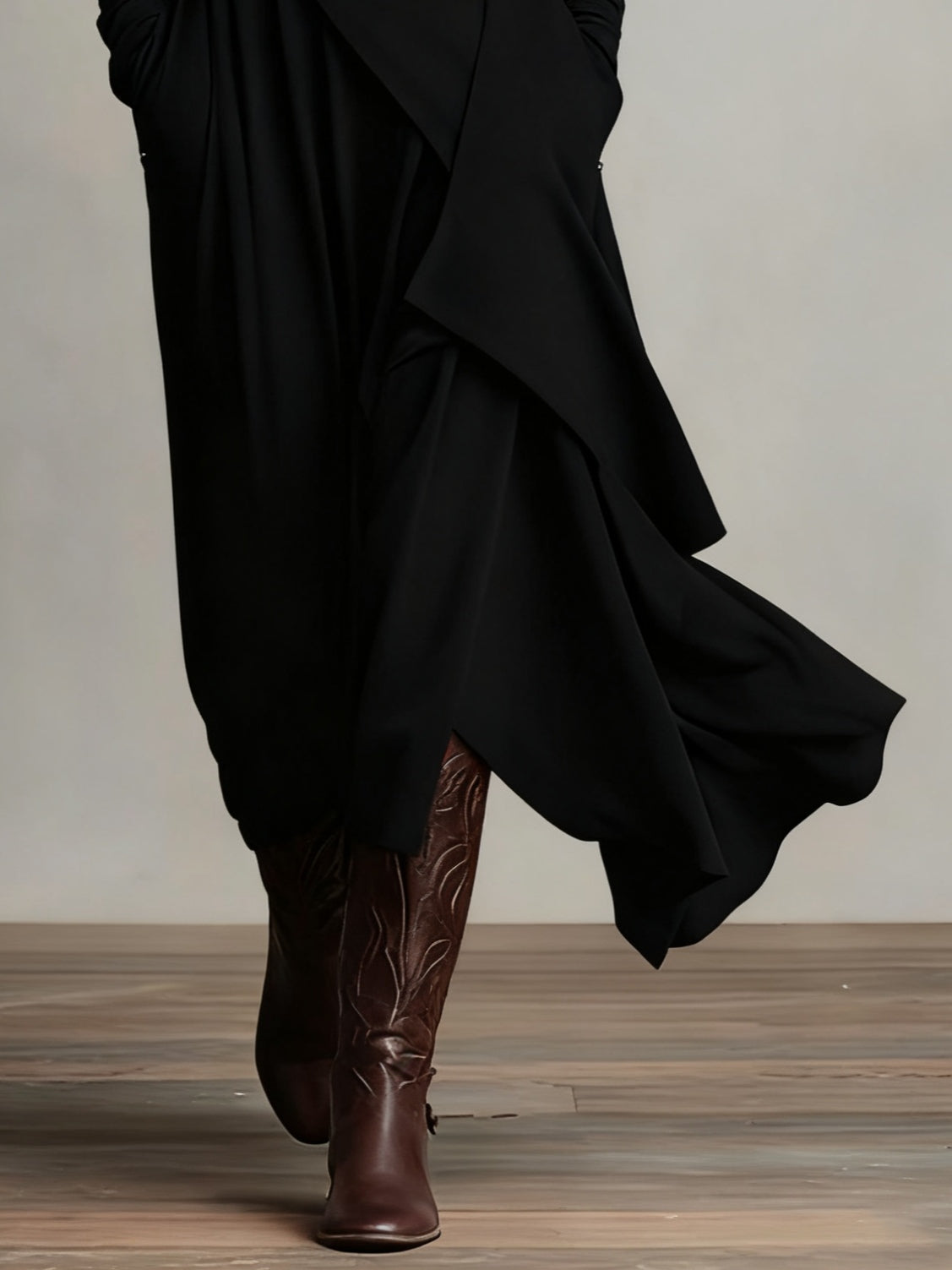 Elena™ | Asymmetrisk Plisserad Maxi Klänning