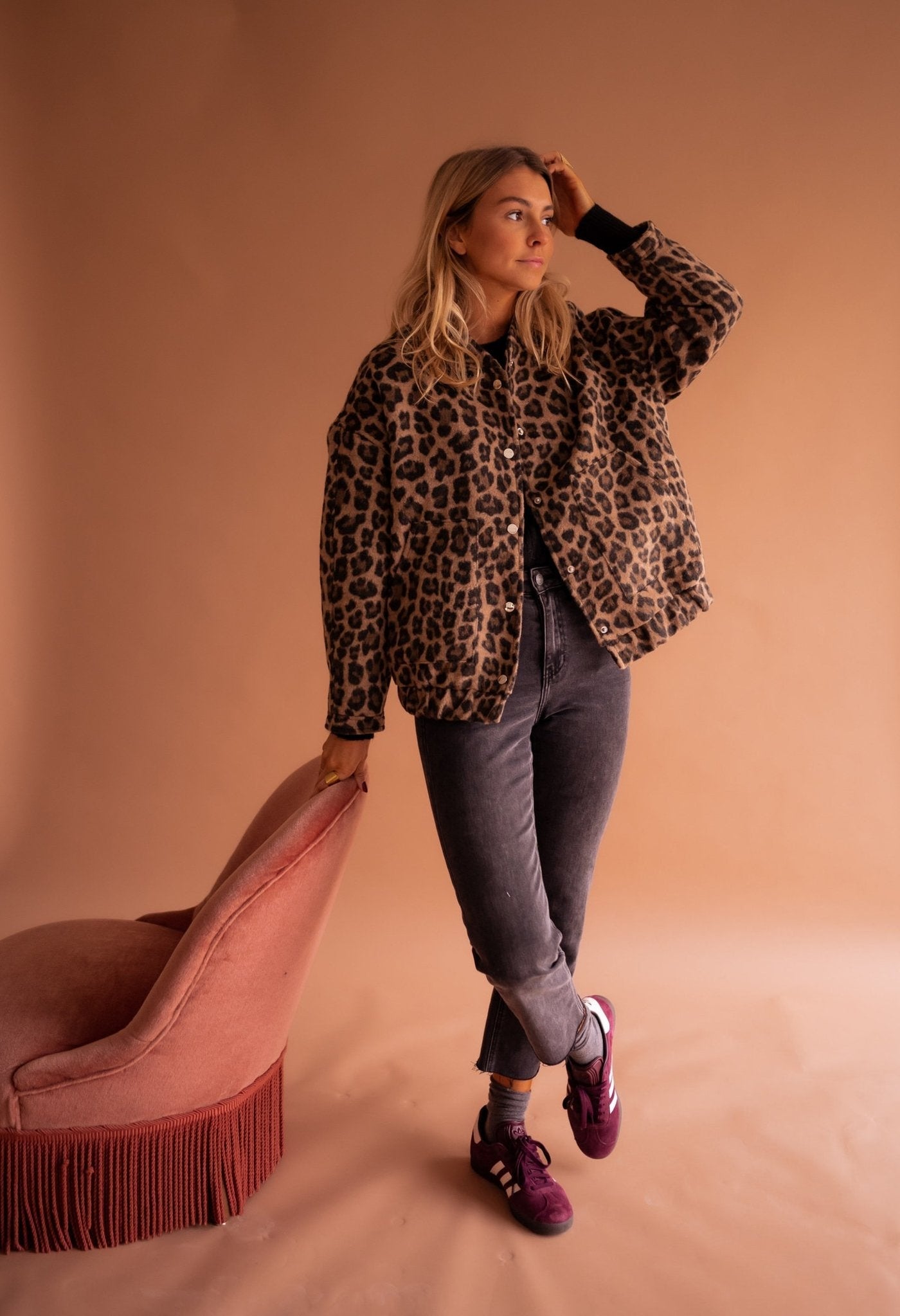 Diva™ | Trendig Jack med Leopardtryck: Din Nya Statement Plagg!
