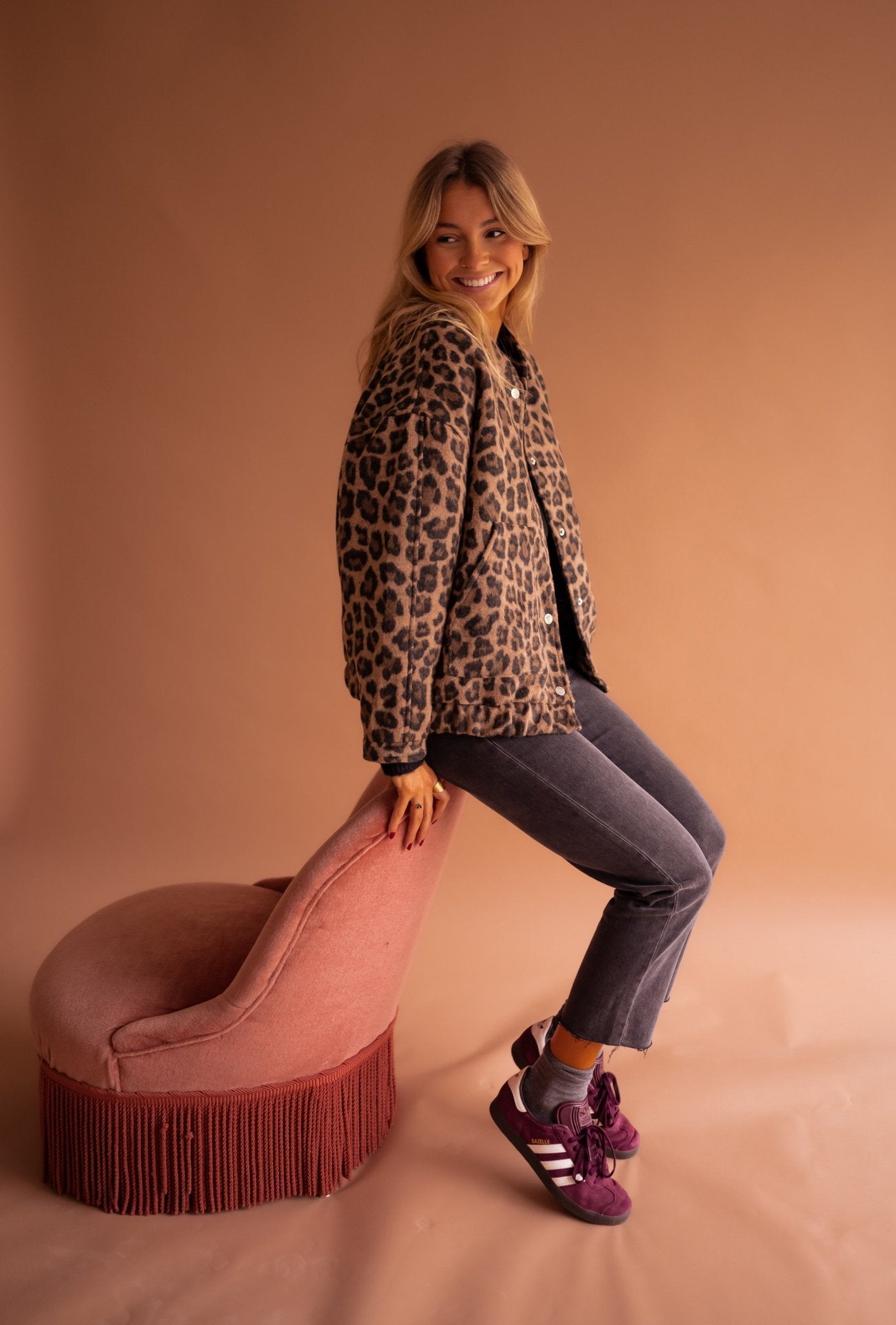 Diva™ | Trendig Jack med Leopardtryck: Din Nya Statement Plagg!