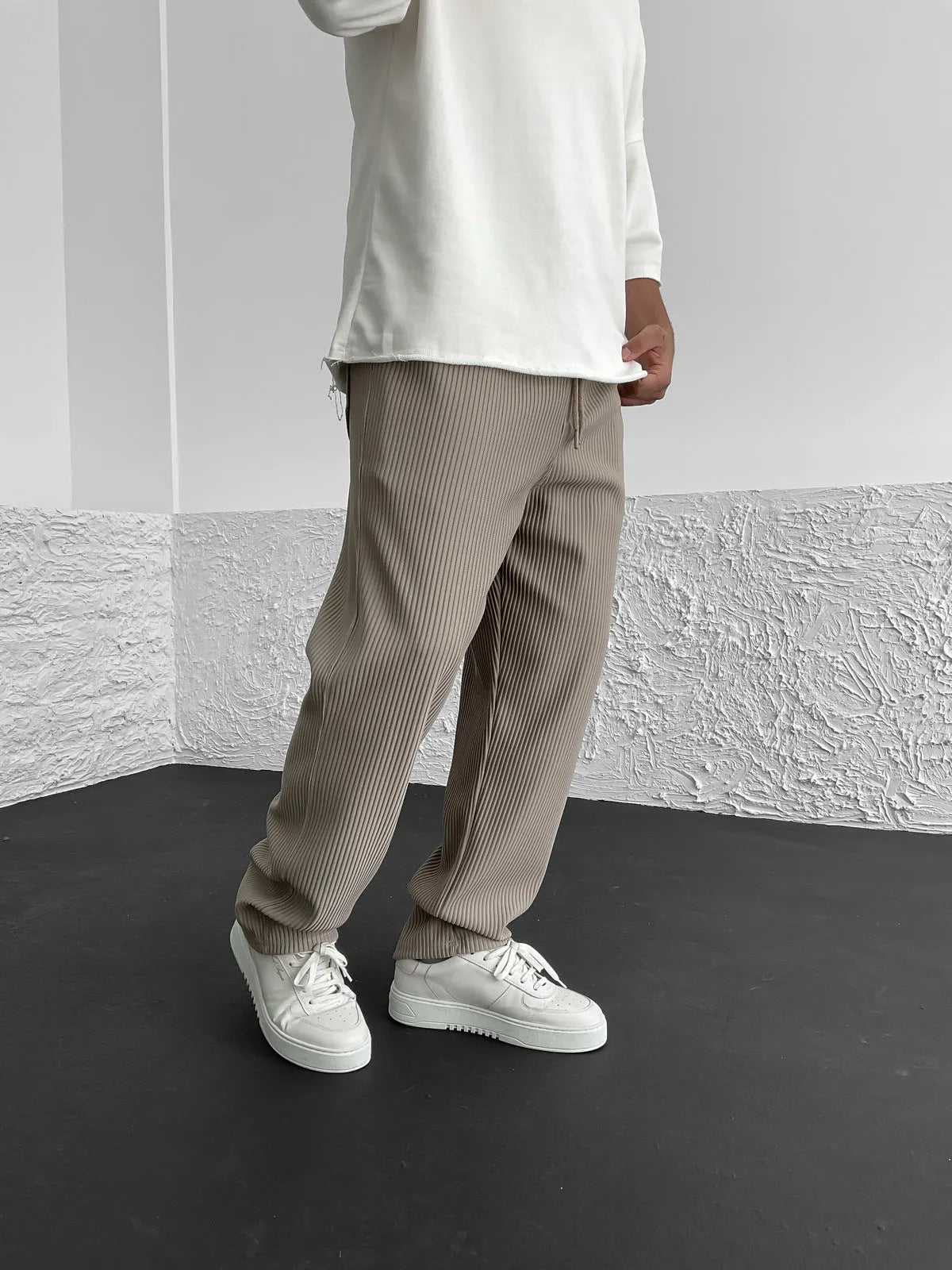 Noah™ | Relaxed Fit City-byxor
