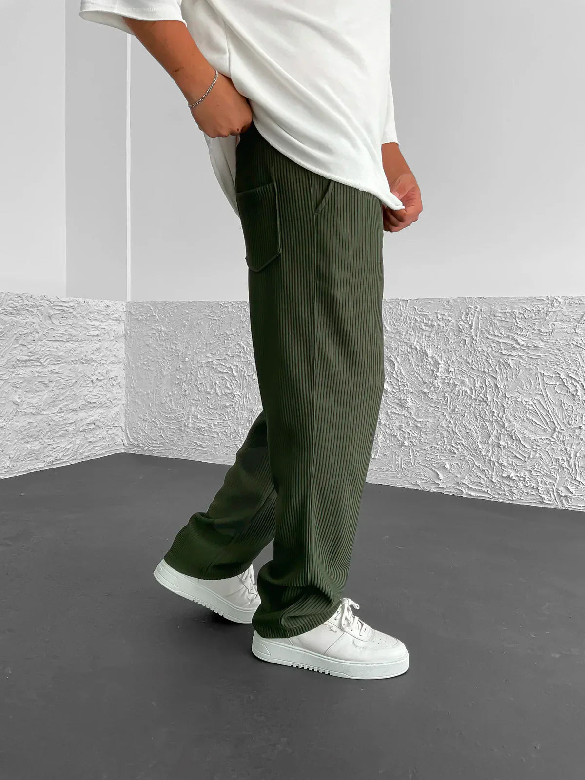 Noah™ | Relaxed Fit City-byxor