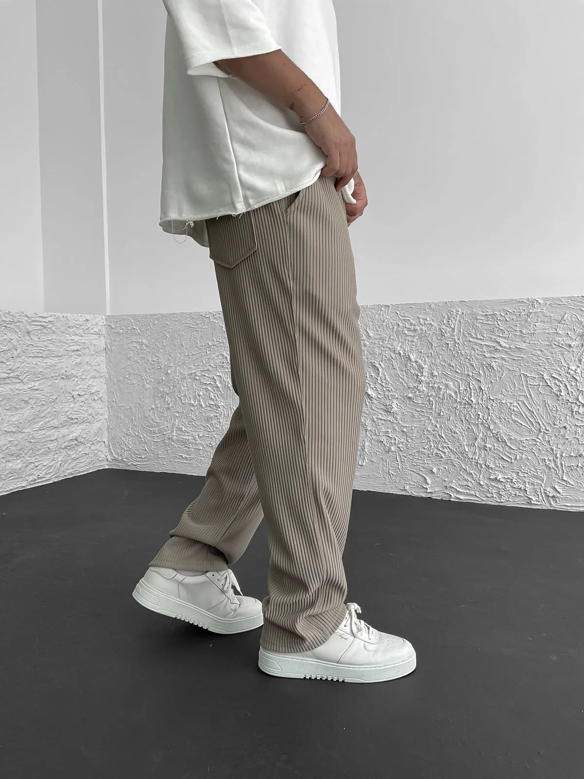 Noah™ | Relaxed Fit City-byxor