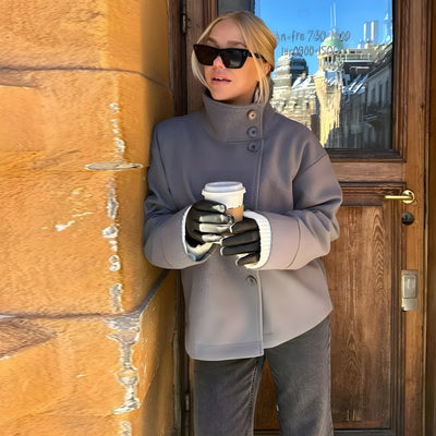 Anea™ | Kort Höstjacka med Krage & Knäppning